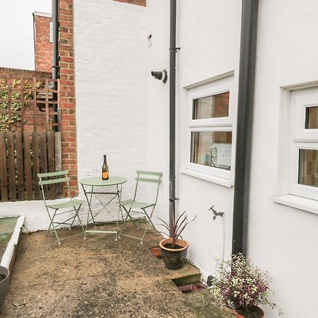 Barnaby Cottage Yarm Exterior photo
